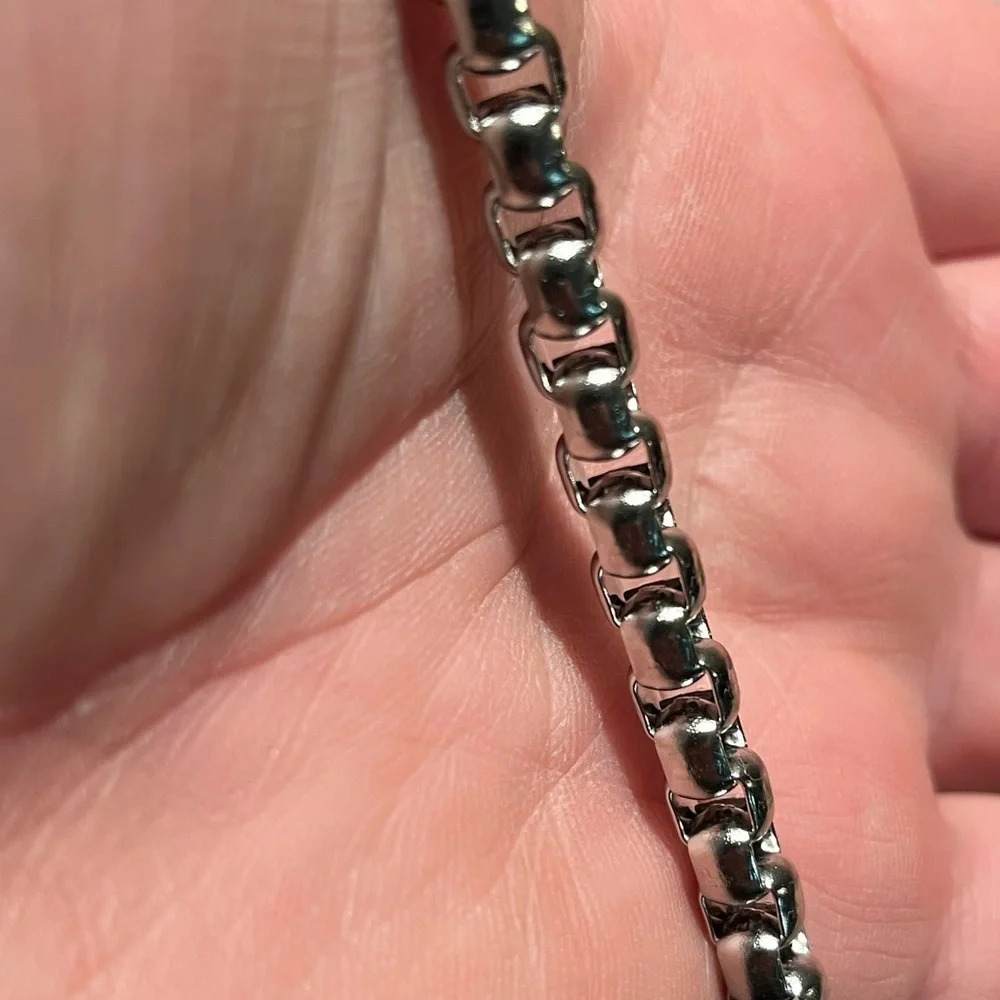 7mm Square Rolo Stainless Steel Bracelet for Men & Women - Picture 4 of 8